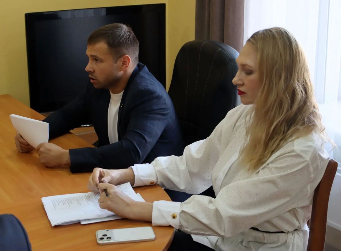 Совместное заседание комитета городского хозяйства и комитета по экономическому развитию и предпринимательству Думы Читы состоялось 27 октября Совместное заседание комитета городского хозяйства и комитета по экономическому развитию и предпринимательству Думы Читы состоялось 27 октября