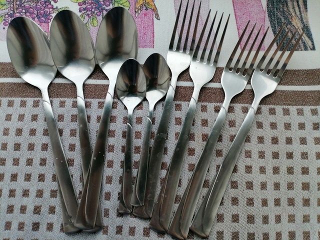 Как вернуть блеск вашим столовым приборам из нержавеющей стали