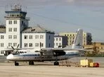 В аэропорту Читы самолет Ан-24 повредил при посадке стойку шасси
